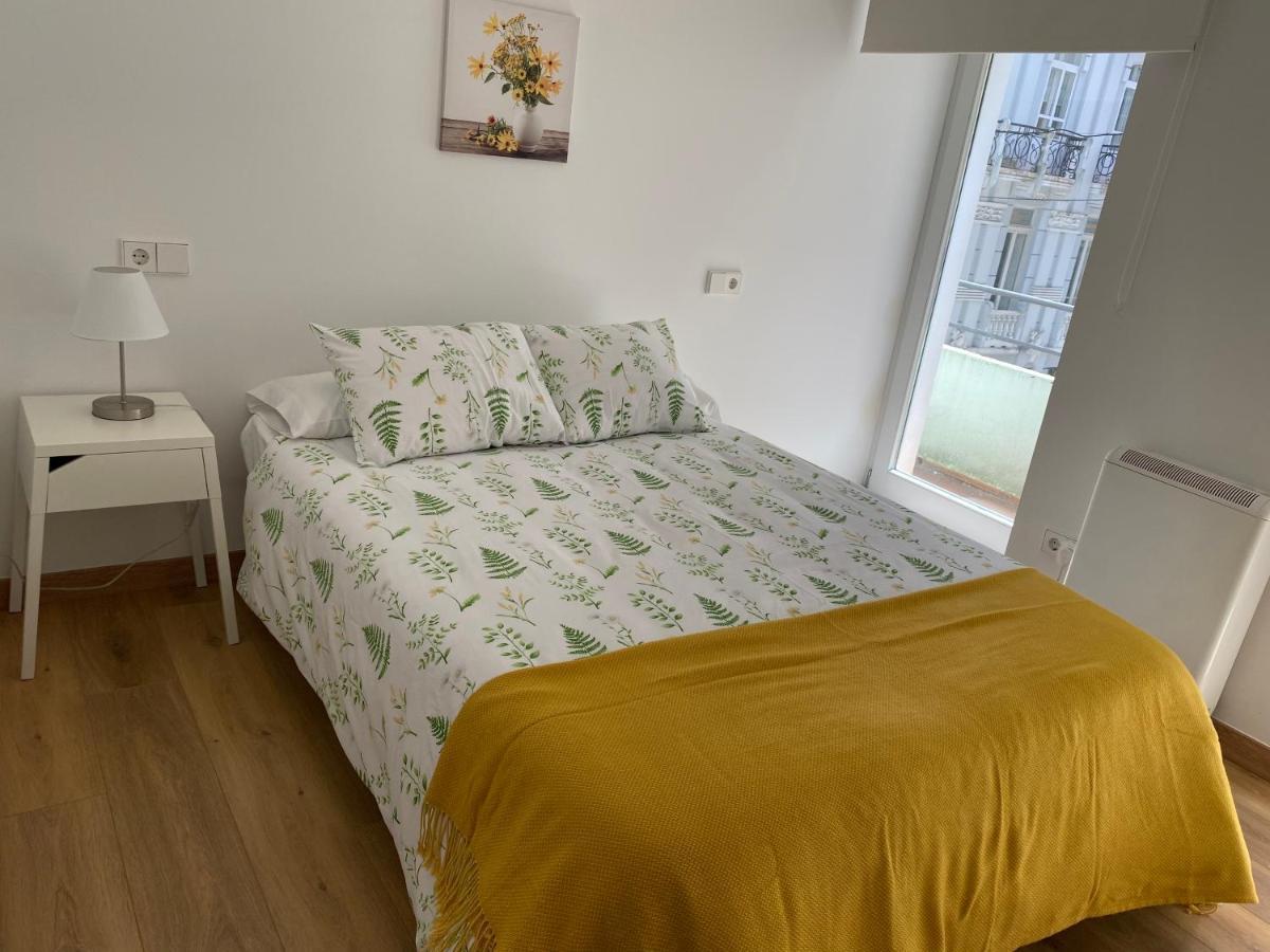 Piso En El Centro Para 4 Personas - Plaza Amboage - Wifi Ferrol Ngoại thất bức ảnh